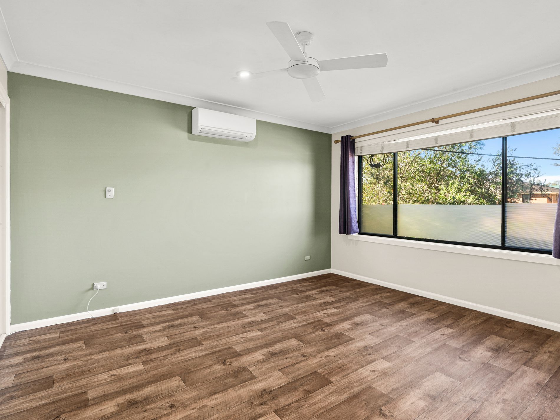 31 Brinawarr Street, Bomaderry