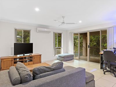 22 BANJO CRESCENT, Gilston