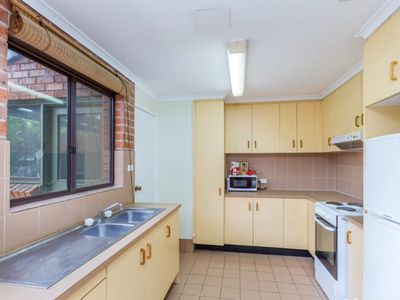 1 / 17 Atkinson Street, Queanbeyan East