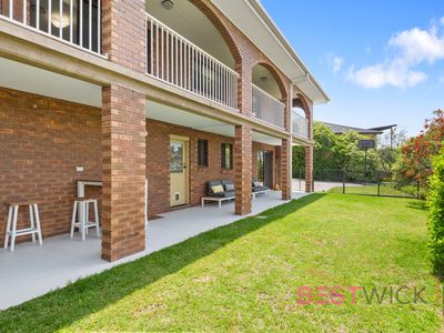 11 Dunrossil Crescent, West Bathurst