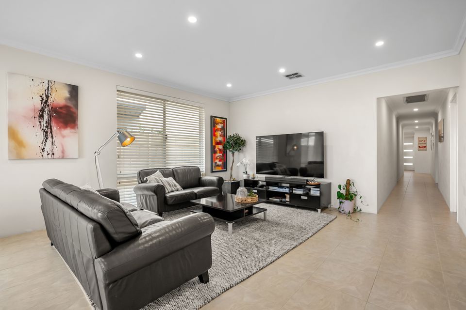 39 BROULEE LANE, Secret Harbour