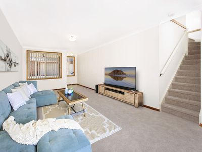 4 / 37 Addison Avenue, Lake Illawarra