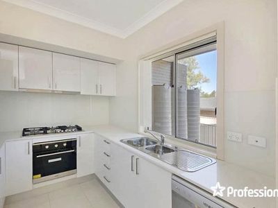 3 / 60 Metella Road, Toongabbie