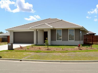 11 Undarra Street, Pimpama