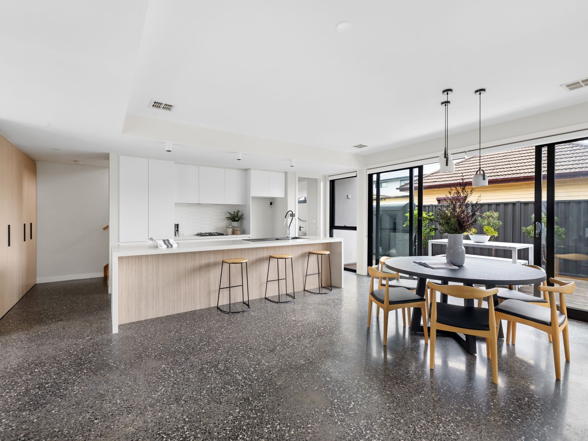 1 / 44 Ararat Street, Altona North