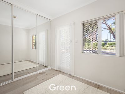 1 / 36 West Parade, West Ryde