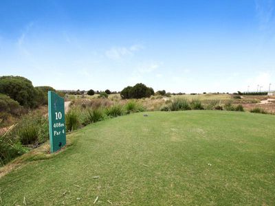 93 Broadbeach Circuit, Sanctuary Lakes