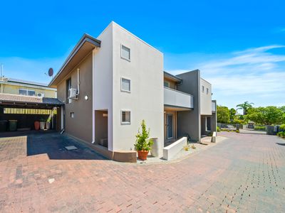 2 / 188 Labouchere Road, Como