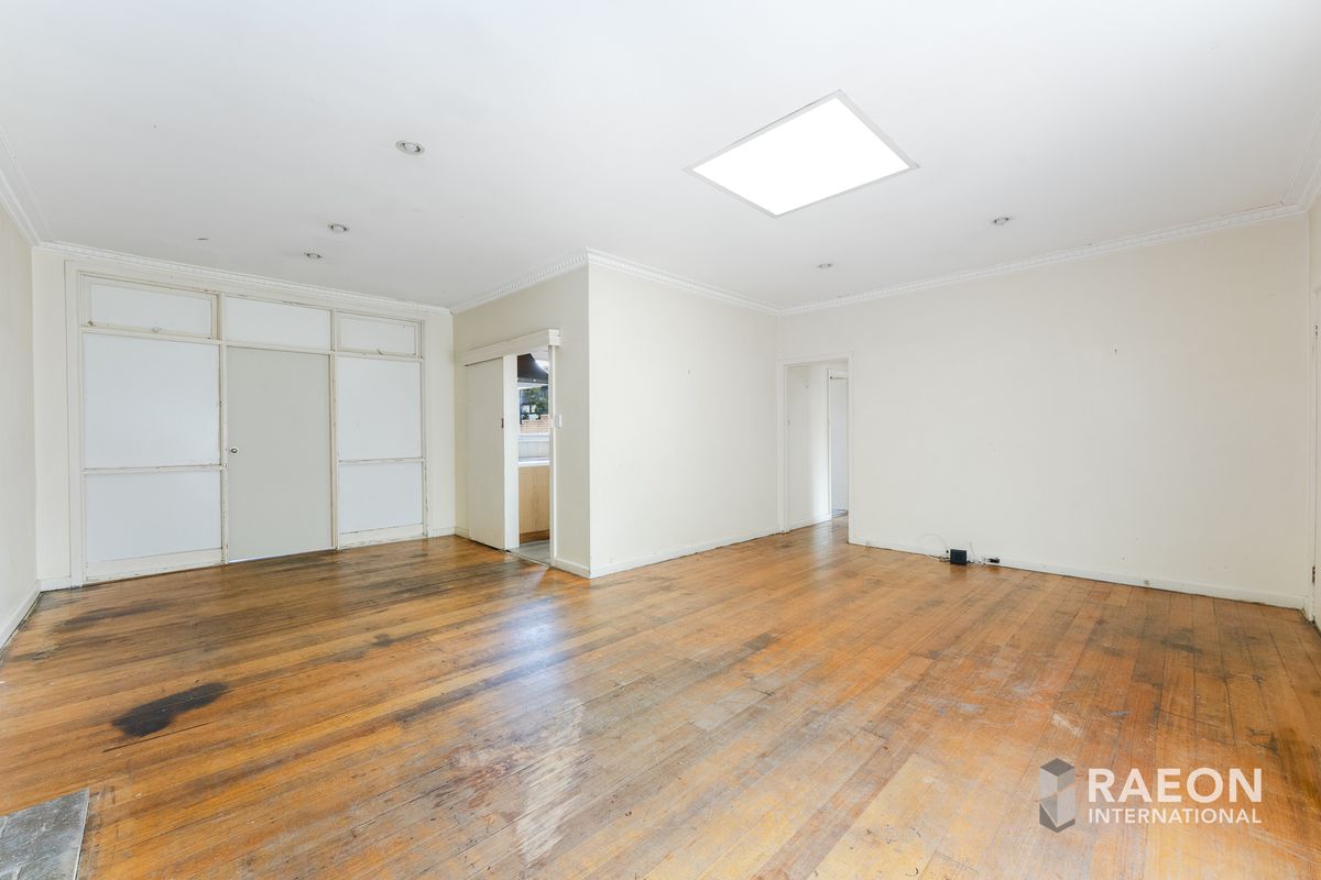 648 Warrigal Rd, Malvern East