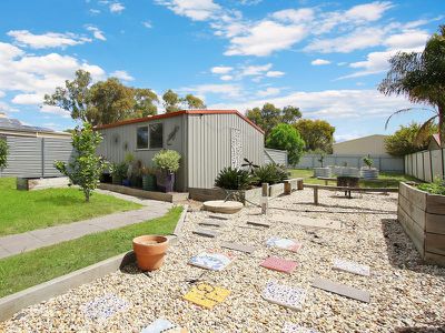 9 Beaconsfield Parade, Glenrowan