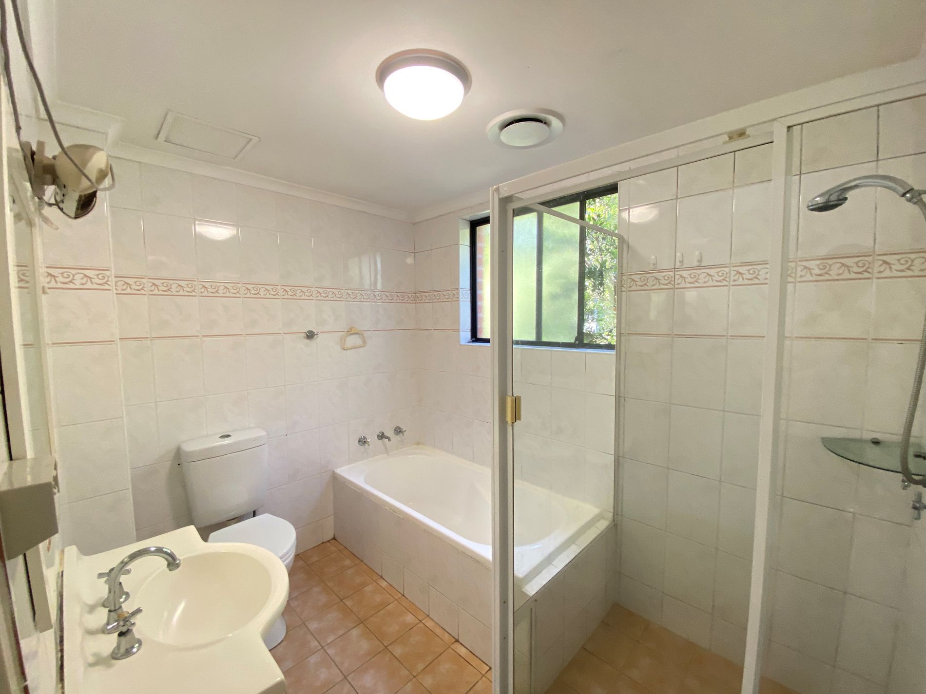 4 / 40 Melvin Street, Beverly Hills