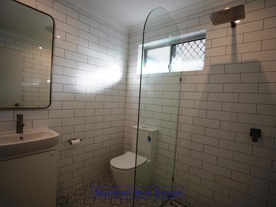 2b Lucine Court, Heathridge