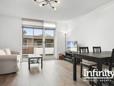 12 / 19 Meadow Crescent, Meadowbank