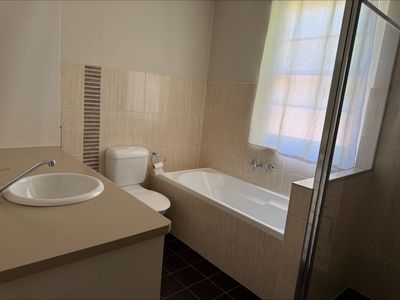 74 Orange Street, Parkes