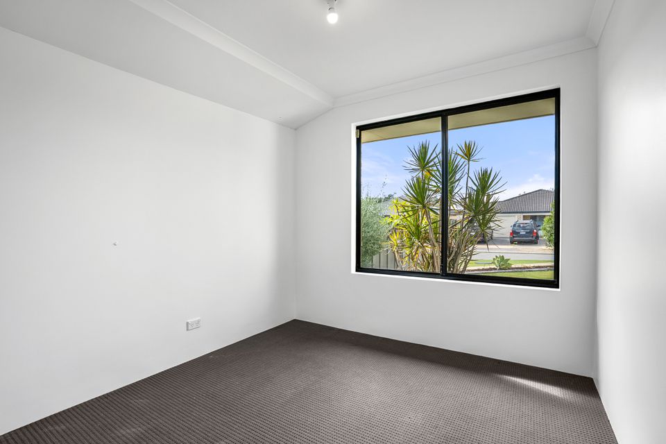 53 Colreavy Ramble, Baldivis