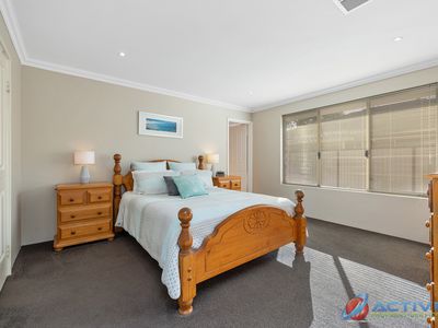 9 Iris Court, Coodanup