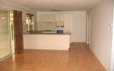 14 Retreat Circuit, Beaconsfield