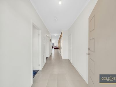4 Kayla Avenue, Tarneit