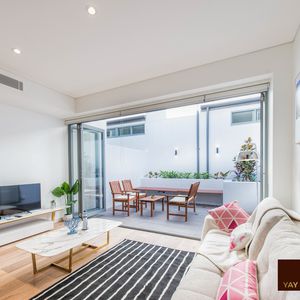 84 Dunning Avenue, ROSEBERY