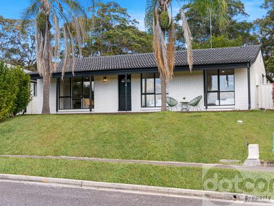 9 Kestrel Avenue, Mount Hutton