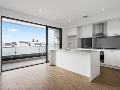 8 Oceanview Drive, Taperoo