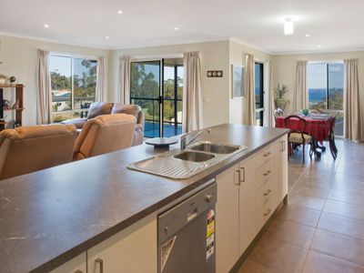 24 The Crest, Merimbula