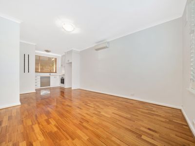 10 / 30  Shelley Street, Elwood