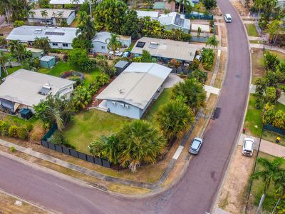 5 Bagshaw Crescent, Gray