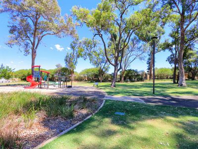 18 Birdsville Drive , Baldivis