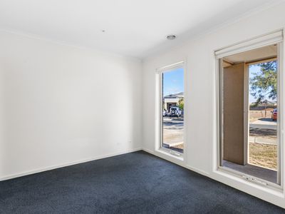9 / 10-12 Fishburn Grove, Harkness