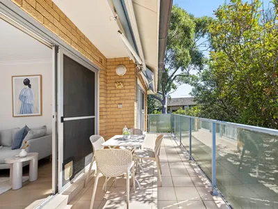12 / 10 Avon Road, Dee Why