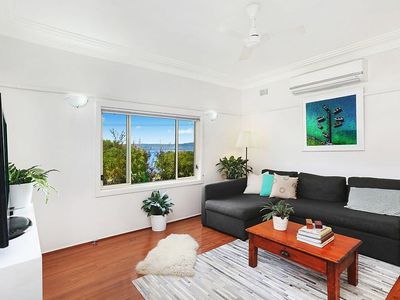 352 Northcliffe Drive, Lake Heights