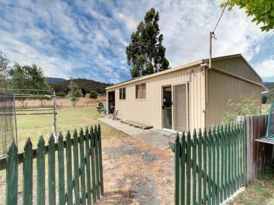 1101 Woodbridge Hill Road, Gardners Bay