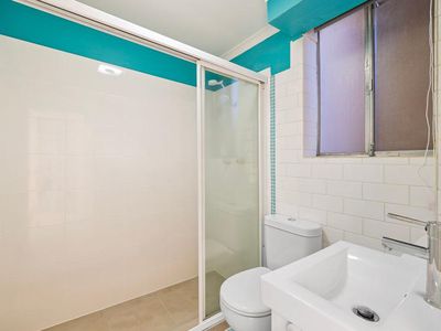 2 / 56 Henderson Road, Crestwood