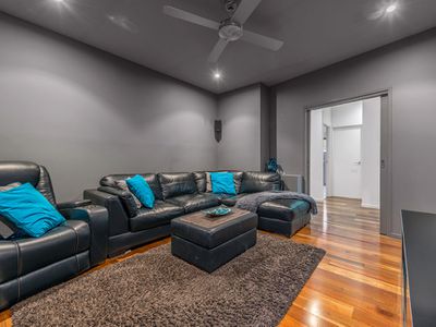 85 Feathertail Place, Wakerley