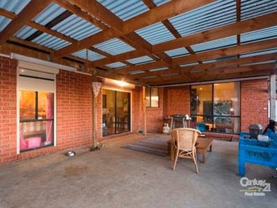 7 Meredith Crescent, Hampton Park