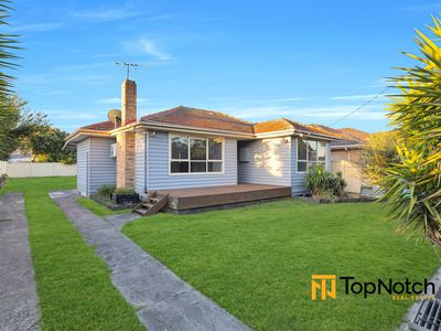 30 Curtin Avenue, Lalor