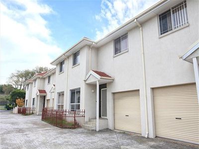 4 / 239 Nicholson Street, Seddon
