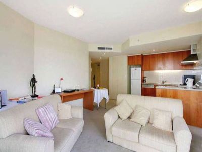902 / 77-81 Berry Street, North Sydney