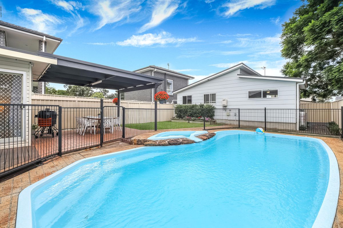 82 Ocean Beach Road, Woy Woy