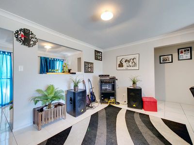 5 Hosanna Place, Camira