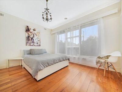 1 / 45 Albenca Street, Mentone