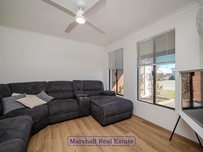 51 Vanderlin Crescent, Ridgewood