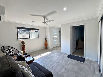 6 Kingfisher Street, Moranbah