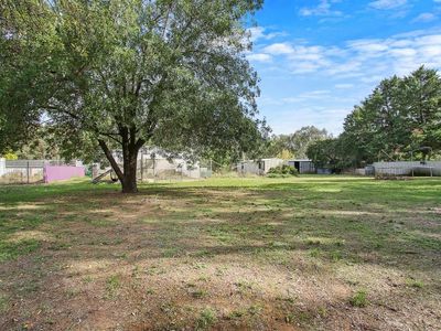 126-128 Bank St, Howlong
