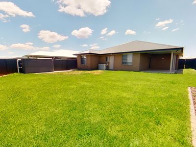 69 Argyle Avenue, Dubbo