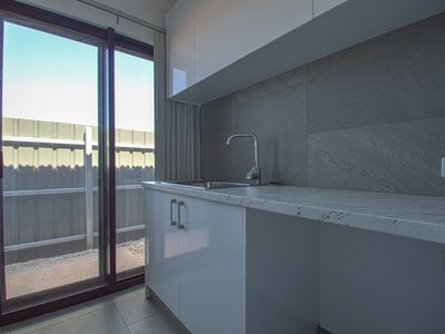 11 Minderoo Avenue, South Hedland