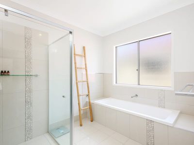 10 Cayman Pl, Forest Lake