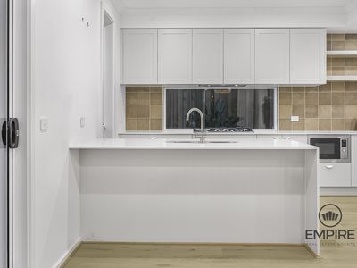 11 Kunlun Crescent, Clyde North