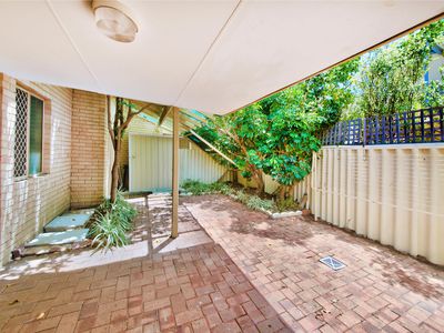 2/304 Flamborough Street, Doubleview